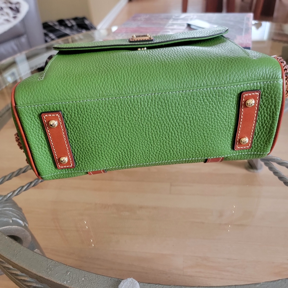 Dooney & Bourke NWT Medium Pocket Satchel w/ Wallet - Picture 11 of 16